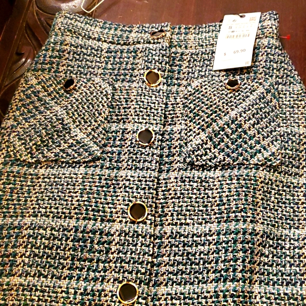 Zara  ( ea) Flash NWT $55- first one